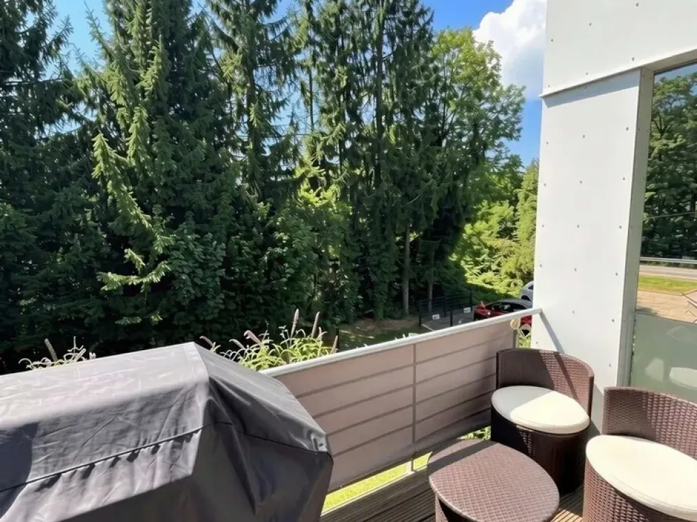 Großzügige 2-Zimmer Wohnung mit Balkon & Blick ins Grüne