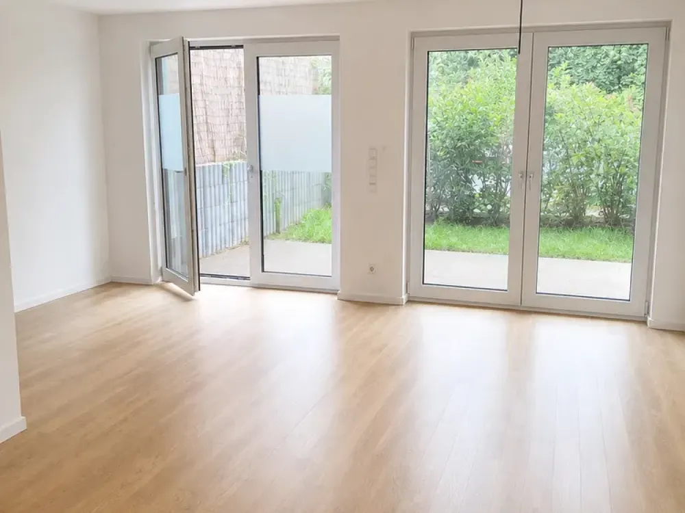 Like-new 2.5-room apartment, underfloor heating, terrace, guest WC