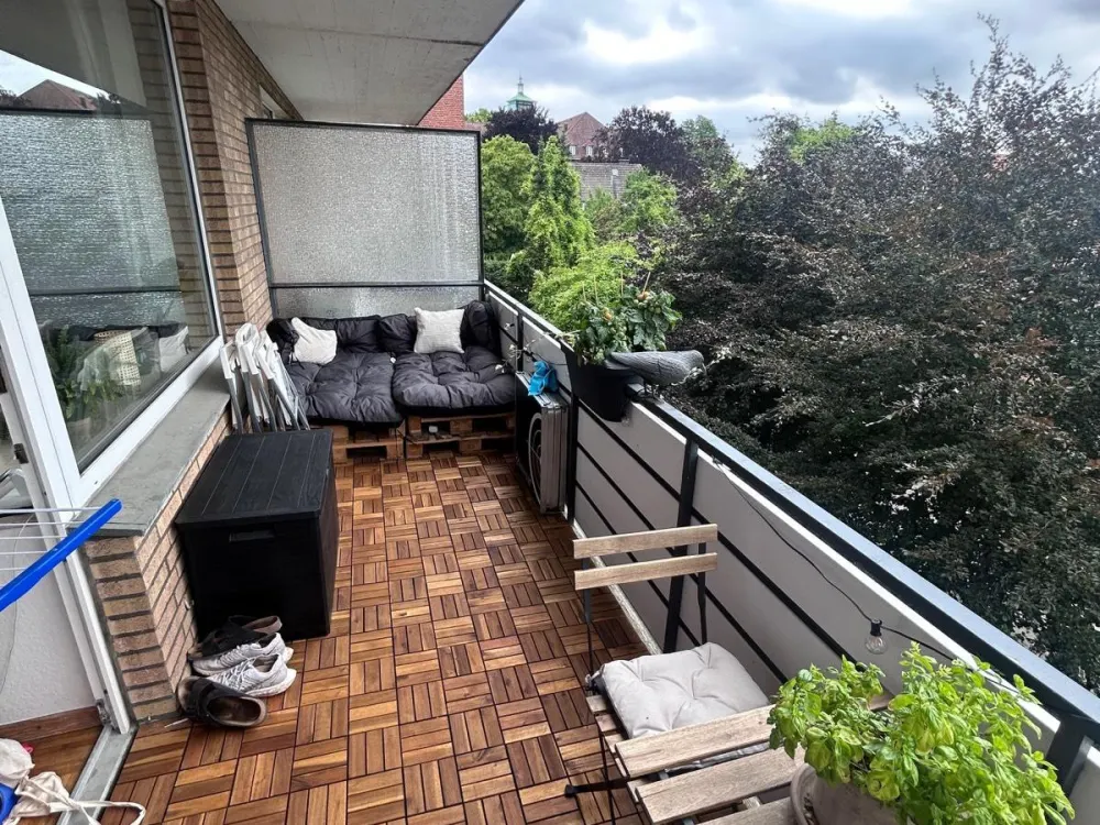 2-Room Apartment with Balcony and Duplex Garage