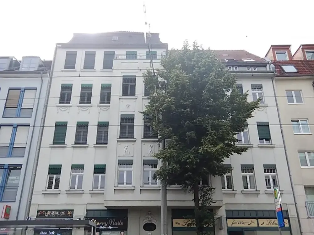 3-Zimmer-Wohnung mit zwei Bädern und EBK am Eutritzscher Zentrum