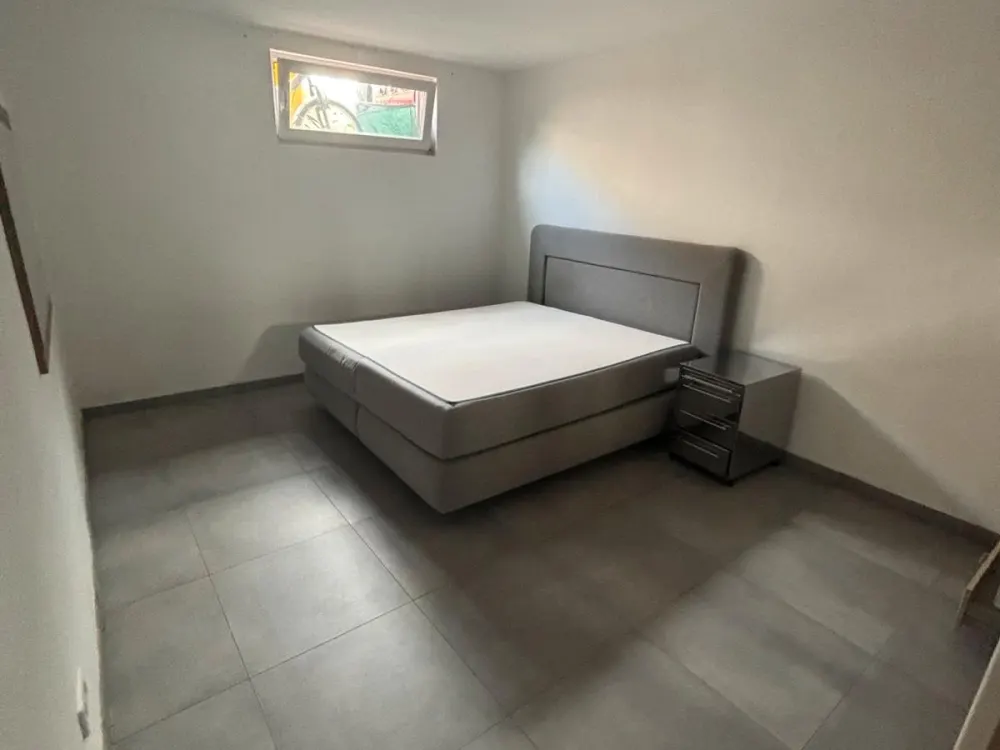 Schnell mieten 2 Zimmer Wohnung im UG Teil möbiliert