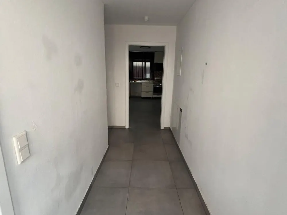 Schnell mieten 2 Zimmer Wohnung im UG Teil möbiliert