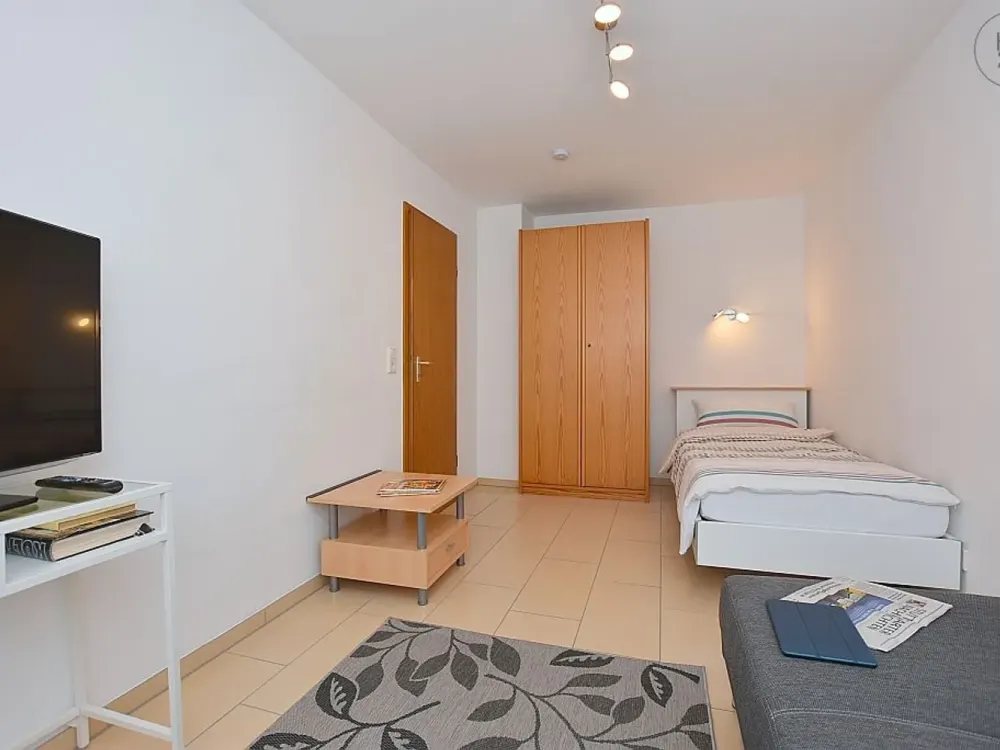 Schön möblierte Wohnung mit Reinigungsservice in Stuttgart Münster