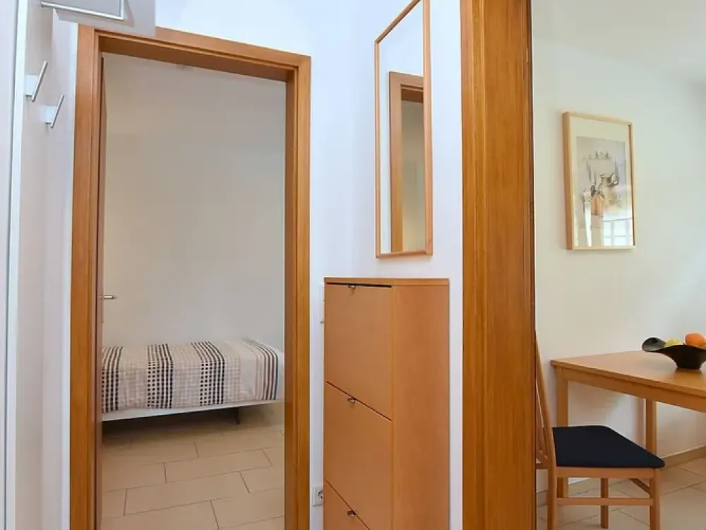 Schön möblierte Wohnung mit Reinigungsservice in Stuttgart Münster