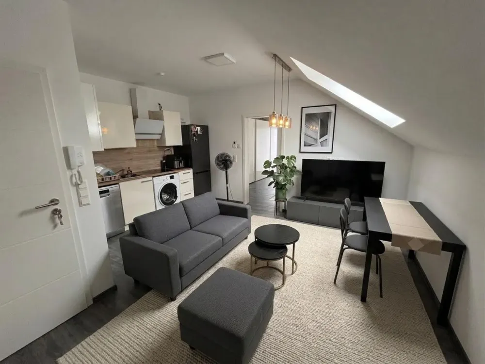 2-Zi. Neubau mit Balkon | Voll möbliert | Frankfurt-Bergen