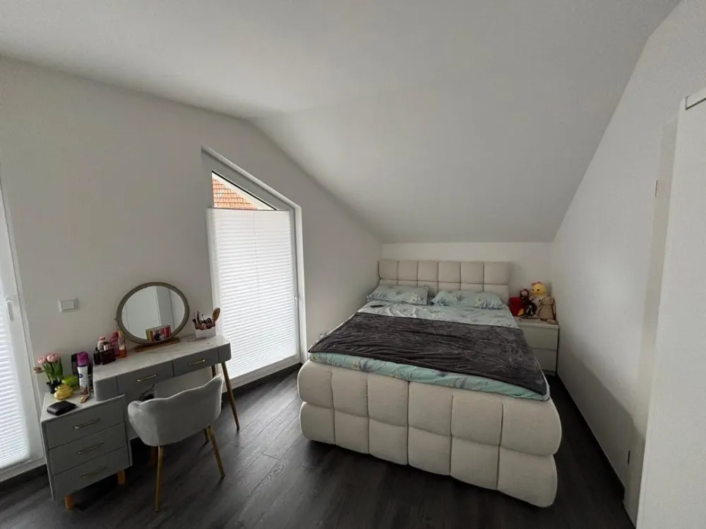 2-Zi. Neubau mit Balkon | Voll möbliert | Frankfurt-Bergen