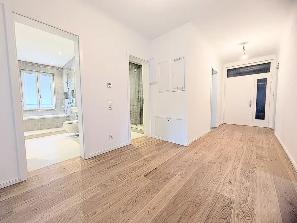 *Stattliche, soeben moderniserte 4-Zi.-Wohnung mit 2 Bädern am Vogelsang*