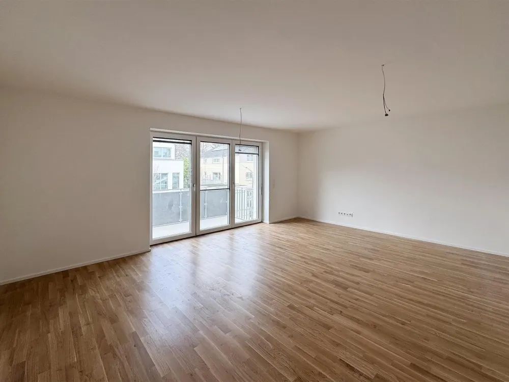 Erstbezug nach Kernsanierung: Großzügige 3-Zimmer-Wohnung mit Balkon in München-Trudering - WE 5
