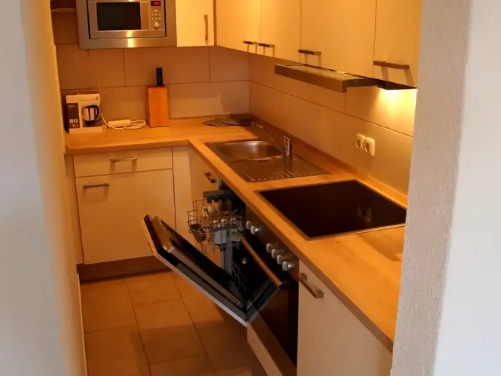 Möbliertes 1-Zimmer-Apartment, Top-Innenstadtlage & separate Küche