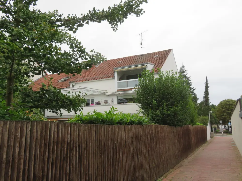 *H.-Südstadt* Nähe Maschsee, elegante 3-Zi.-DG-Whg. mit EBK und 2 Loggien.