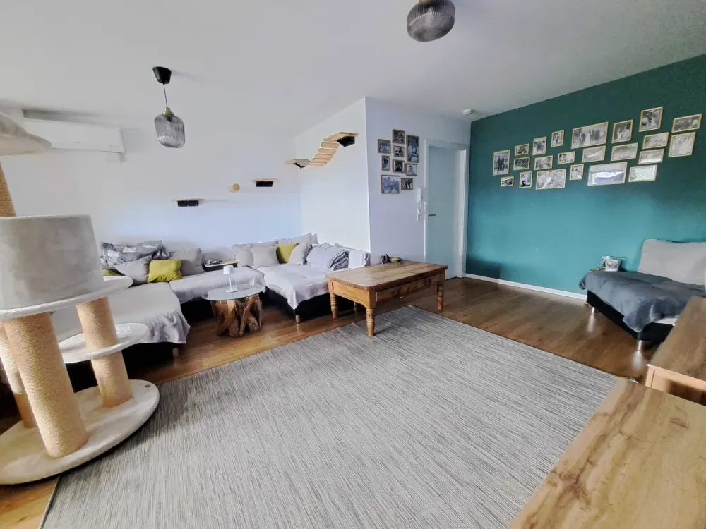Schöne, moderne 2-Zimmer-Wohnung mit Klimaanlage und toller Aussicht