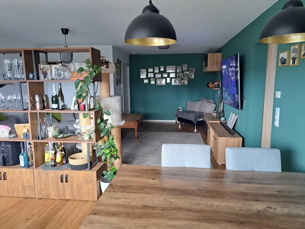 Schöne, moderne 2-Zimmer-Wohnung mit Klimaanlage und toller Aussicht