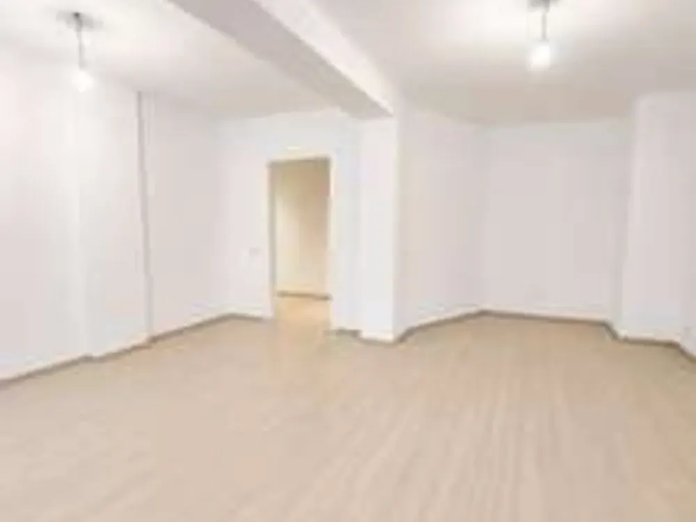 Schicke 3 Zi-Wohnung für Paar oder Junge Familie, MDR-Nähe, provisionsfrei !