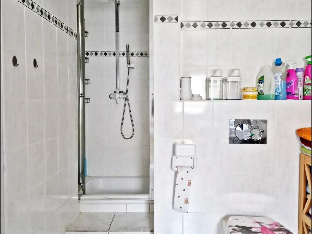 Raumwunder in der Südstadt | 4-Zimmer-DG-Wohnung | 3er WG-geeigne