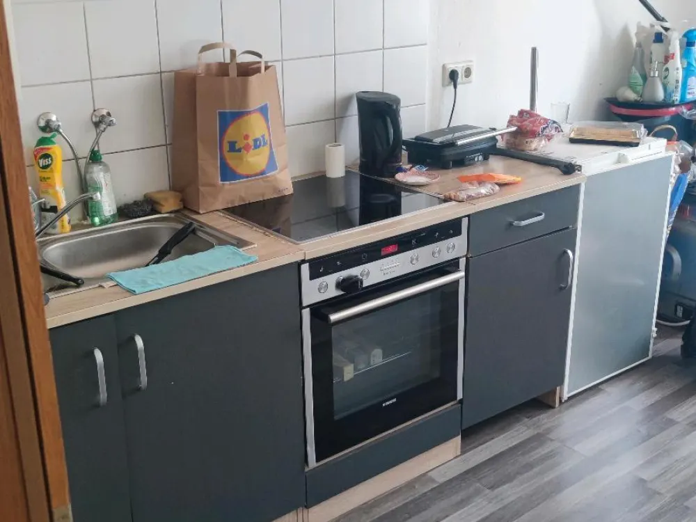 Nachmieter gesucht, 45 m² Wohnung mit Einbauküche, 4. Etage