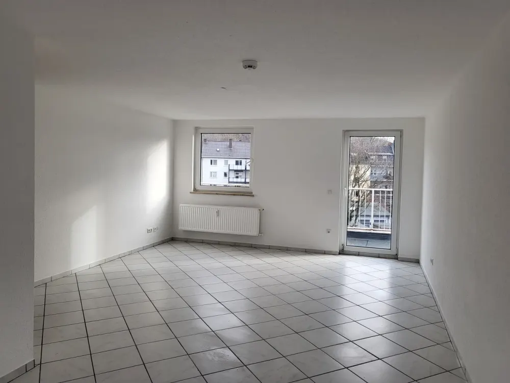 Sanierte 3 DG Zimmer Wohnung mit Balkon in Herne