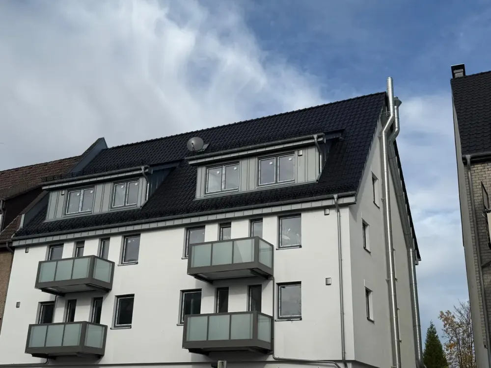 First Occupancy After Renovation - 2.5-Room Apartment with Balcony in Münster