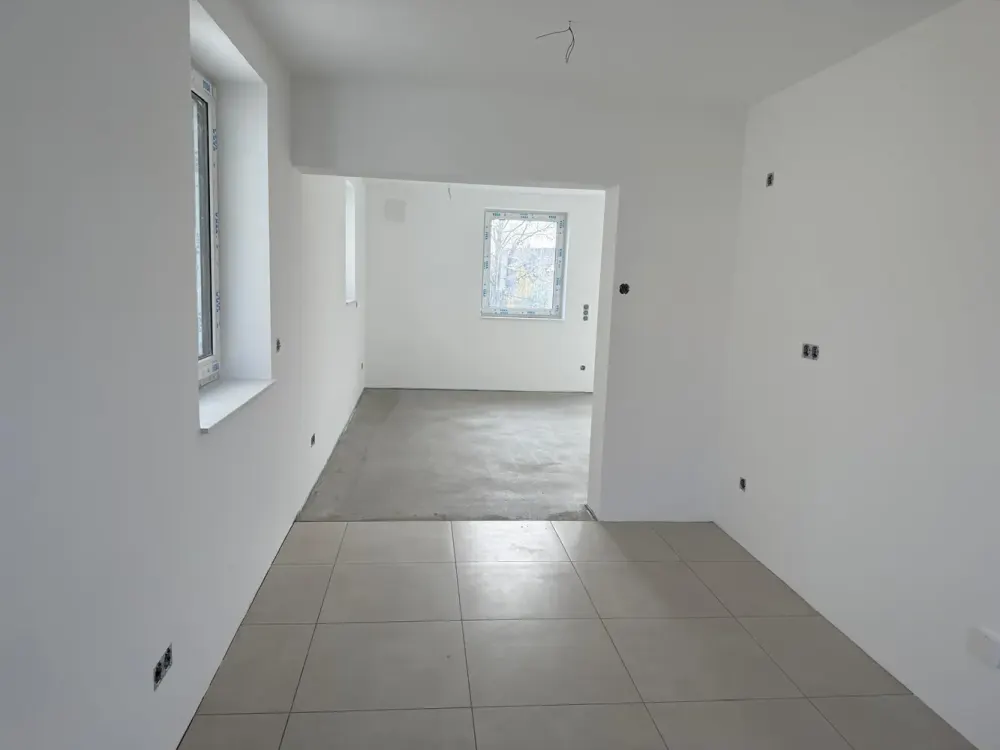 First Occupancy After Renovation - 2.5-Room Apartment with Balcony in Münster