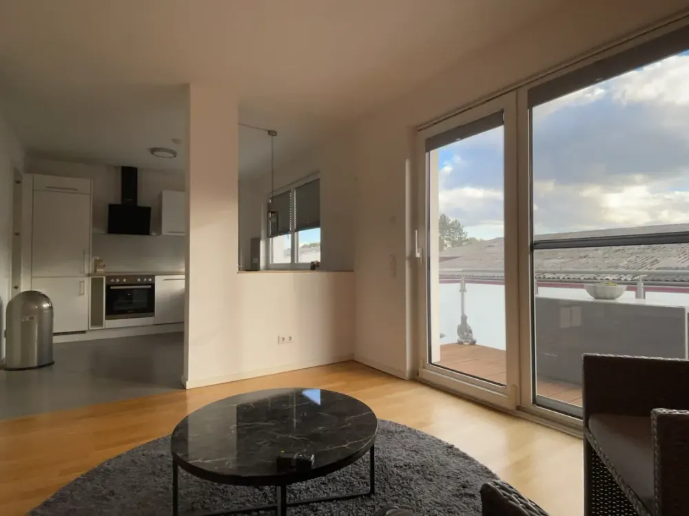 Bright 2.5-Room Apartment in Isernhagen