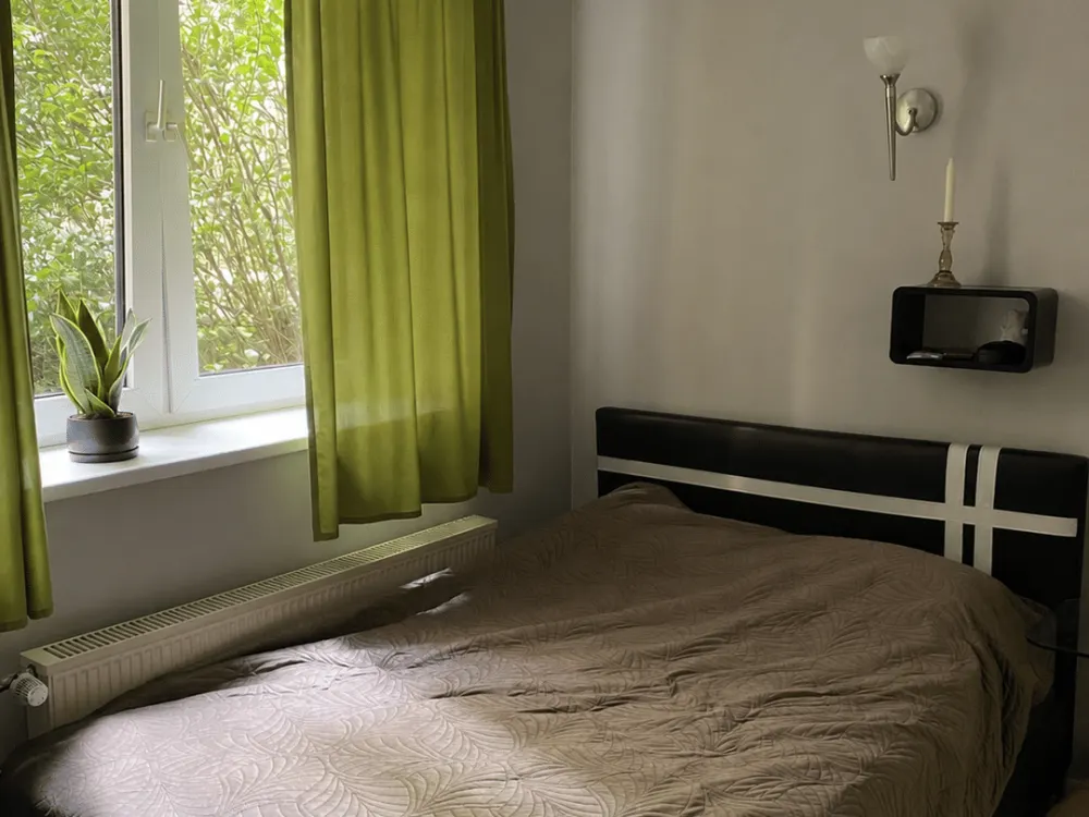 Schöne möblierte 2-Zimmer Wohnung im Stuttgarter Lehenviertel