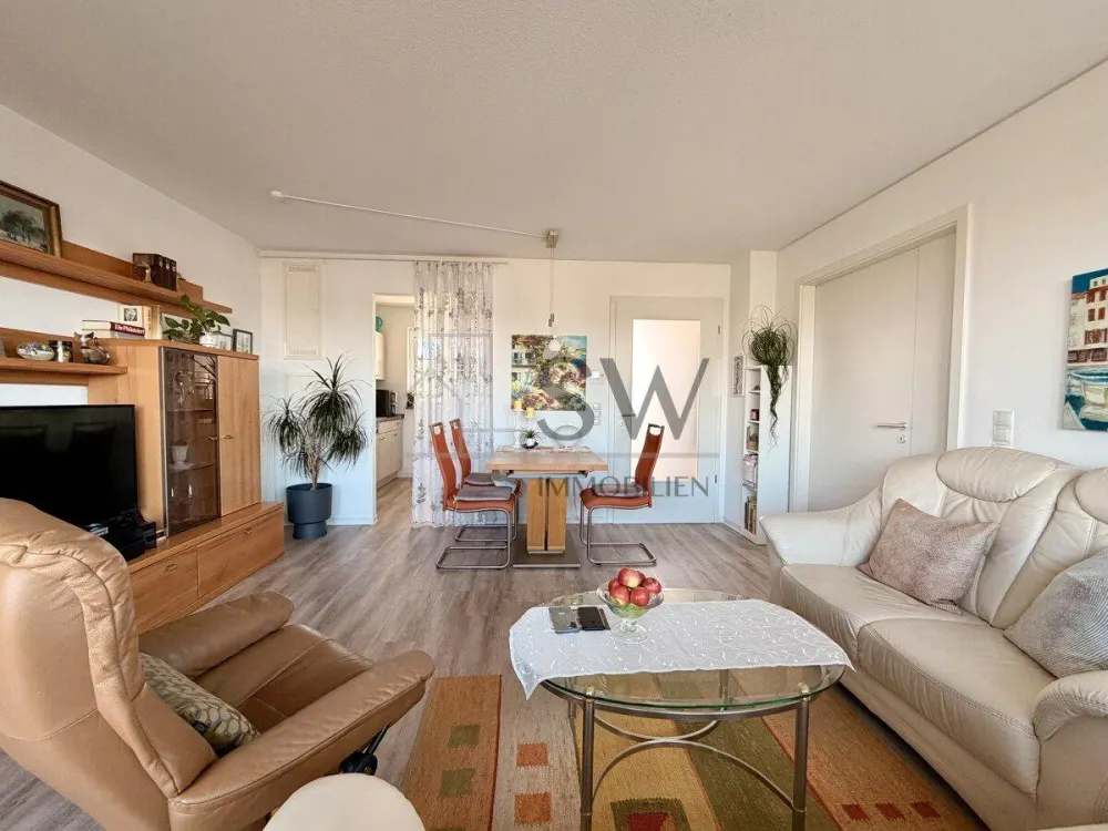 Stylish Living from 60! 2-Room Senior Apartment for Rent