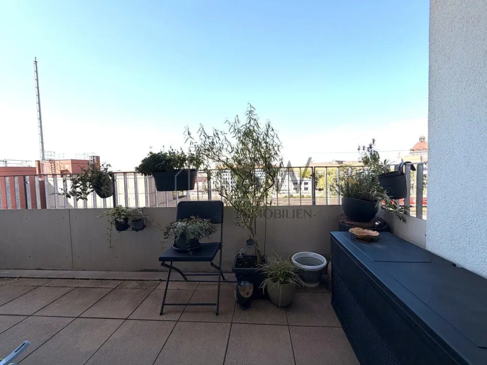 Stylish Living from 60! 2-Room Senior Apartment for Rent