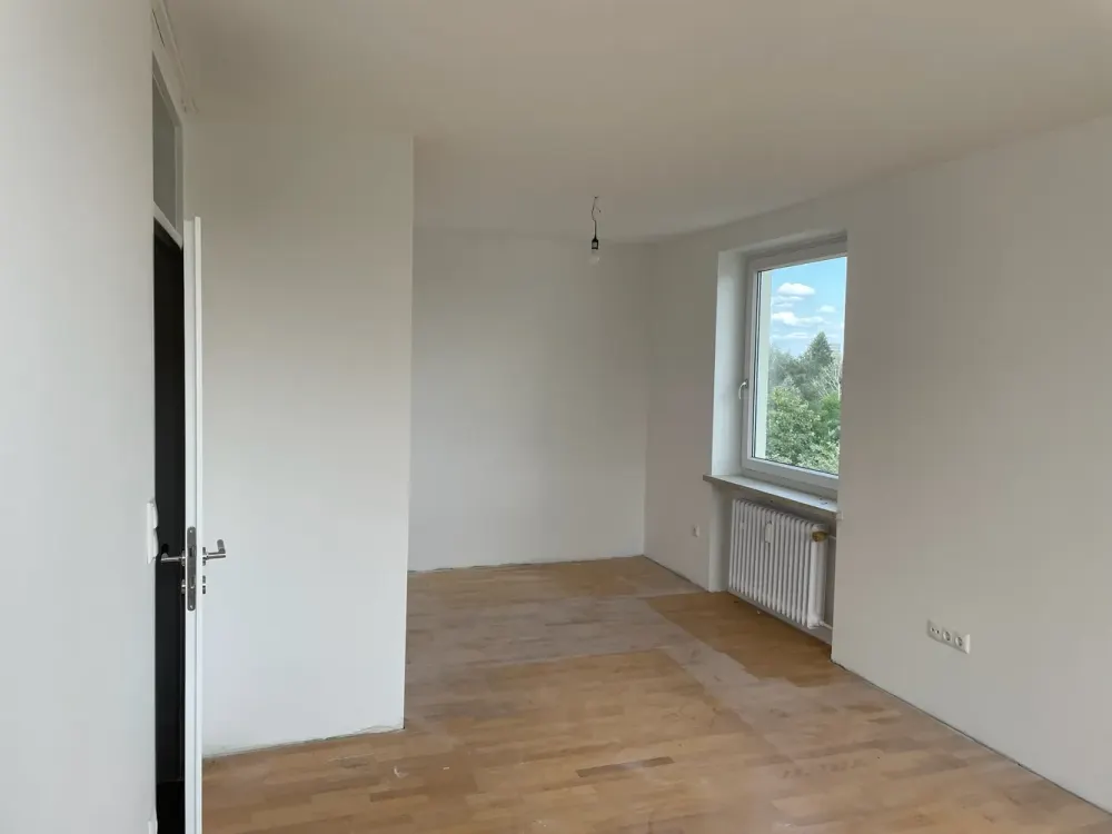 Gut geschnittene, helle 1-Zimmerwohnung in München-Solln