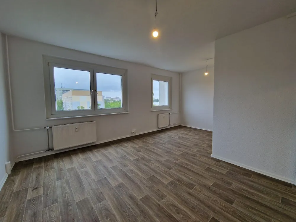 Ab 15.11.2026***Frisch renovierte 1-Zimmer-Wohnung mit Duschbad!