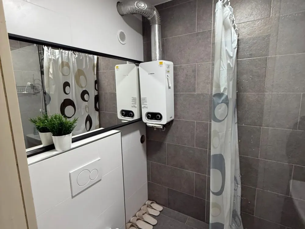 Vollmöbliertes Appartement mit Rheinblick in Köln Deutz