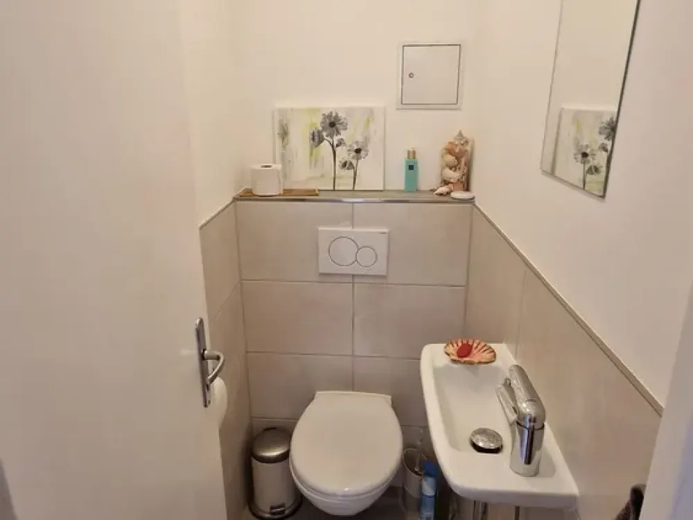 Helle Wohnung mit 3 Zimmern und Balkon in Köln-Junkersdorf
