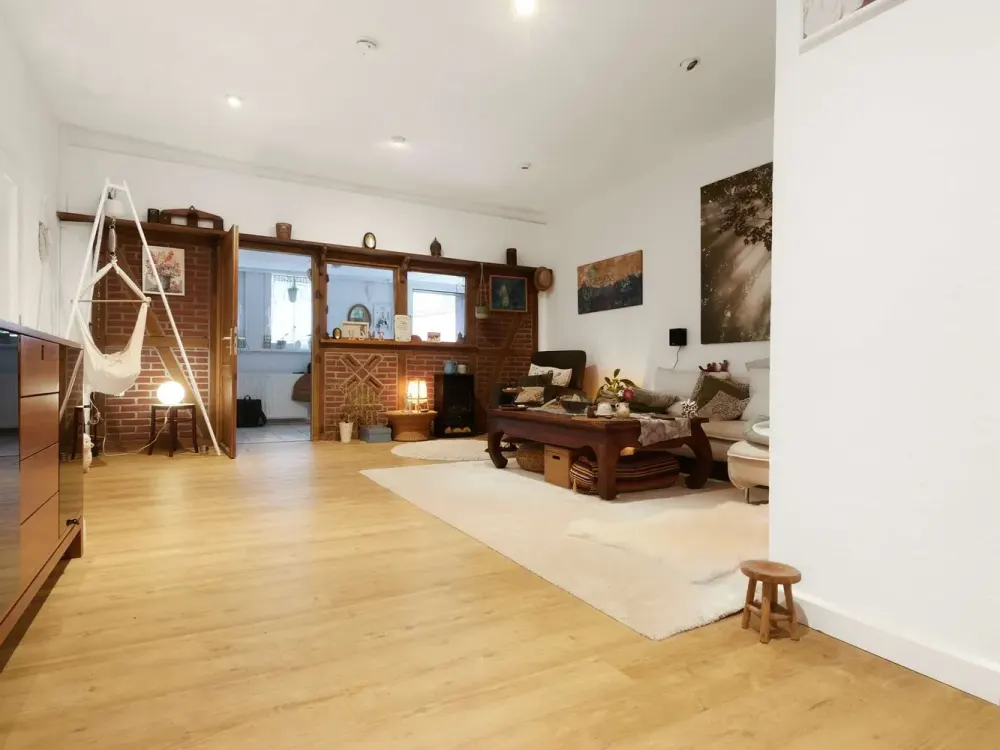 Ab 01.11., Fachwerkcharme trifft Wohnkomfort, 3 Zimmer, Terrassen & Garage in Achim-Borstel!