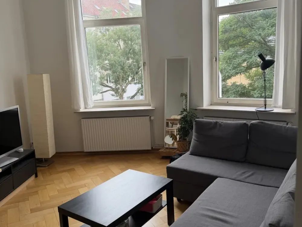 Living at Aegi: Beautiful 2-Room Apartment in a Central Location