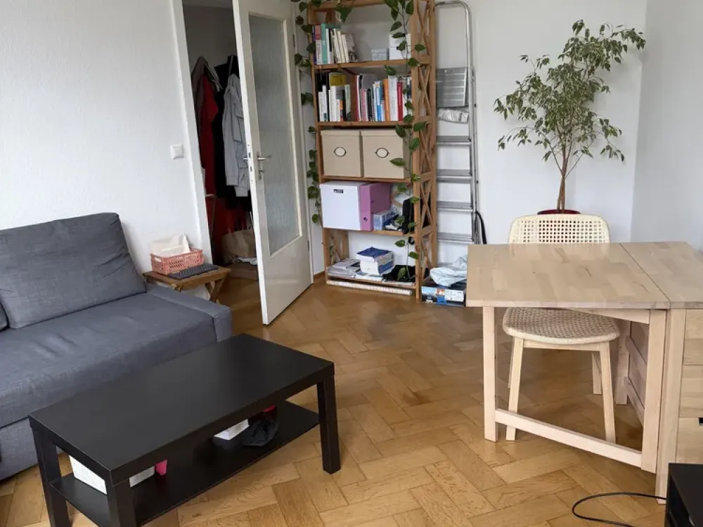 Living at Aegi: Beautiful 2-Room Apartment in a Central Location