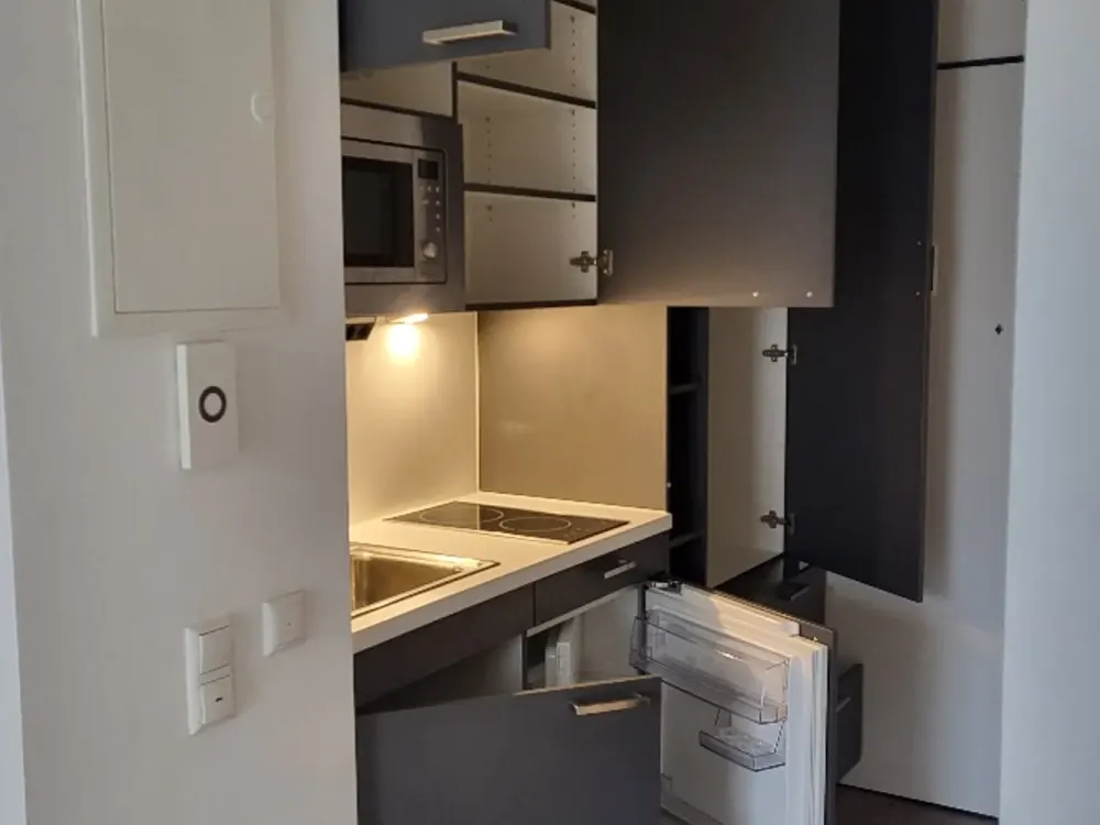 Traumhafte 1-Zimmer Wohnung in Wedding - nur Studenten, Azubis o. Praktikanten