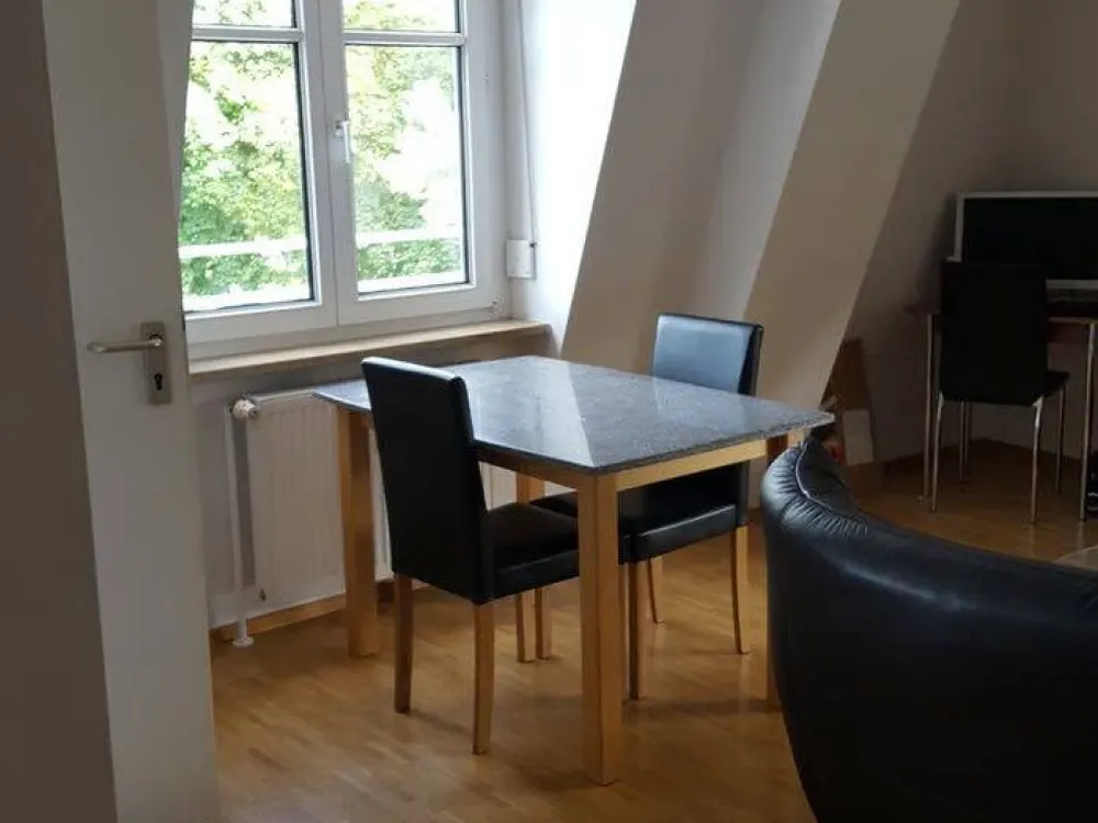 WE 06 Wohnung im gepflegten Architektenhaus in München (AP 6)
