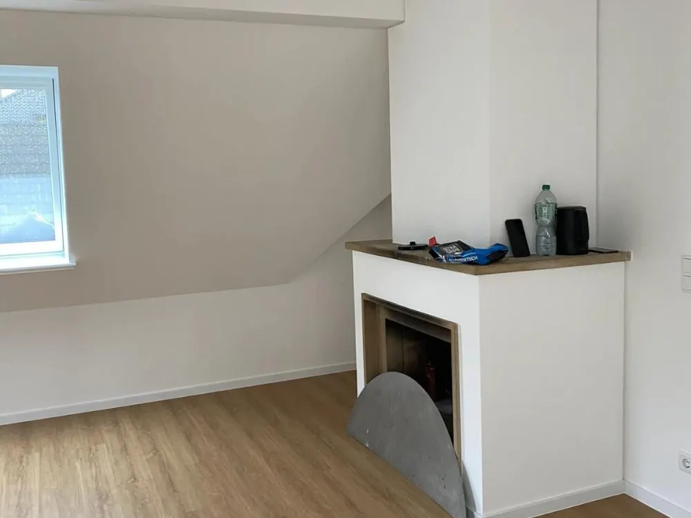Erstbezug nach Sanierung: Leben im Dachgeschoss einer Jugendstilvilla in Hamburg Othmarschen