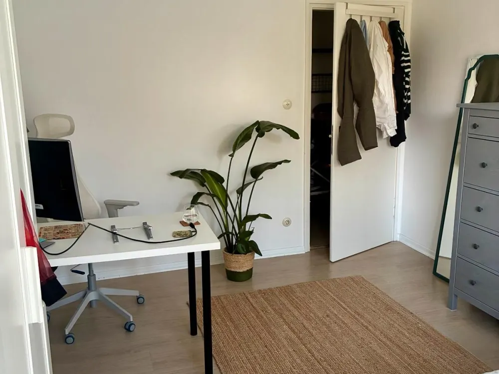 2-Zimmer-Wohnung mit Balkon am Ostbahnhof.Nachmieter ab 1.10