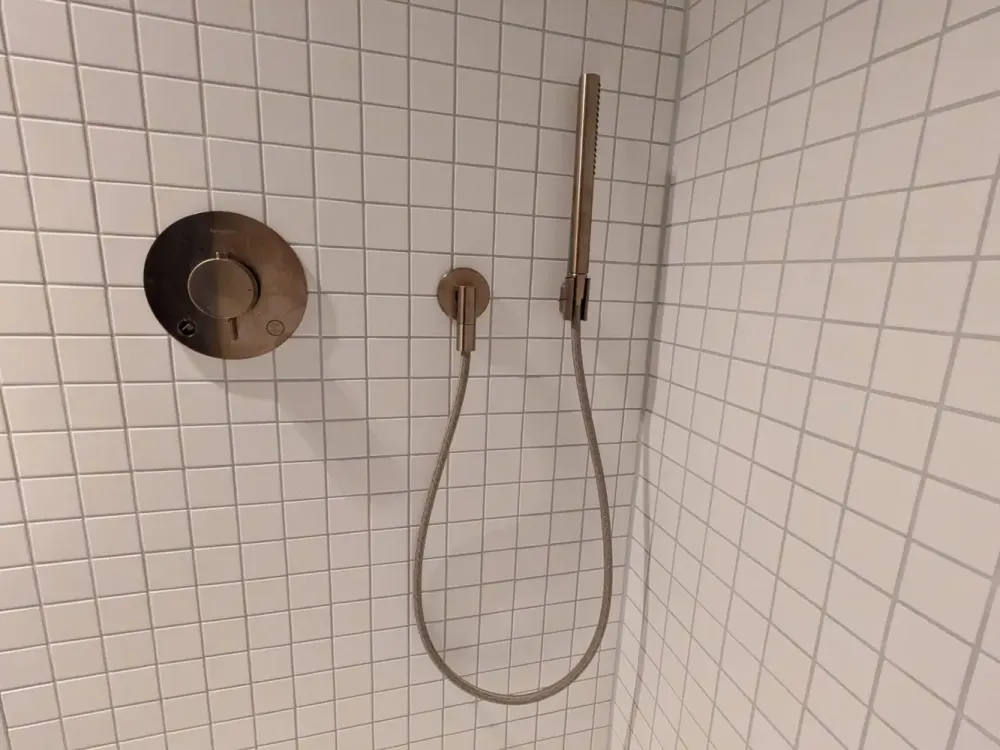 Top Lage direkt an der Eilenriede. Nähe MHH und List. Hochwertig möblierte 1,5-Zimmer Wohnung.