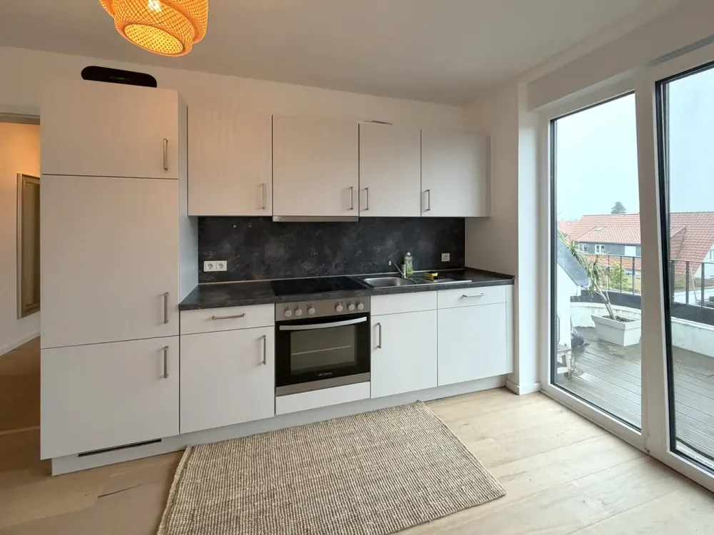 TOP modern 2-room apartment with large balcony and fitted kitchen in Habenhausen