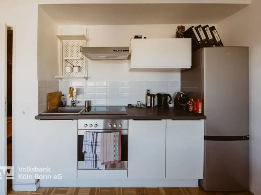 Ansprechende möblierte 1-Zimmer-Wohnung in Köln Buchheum