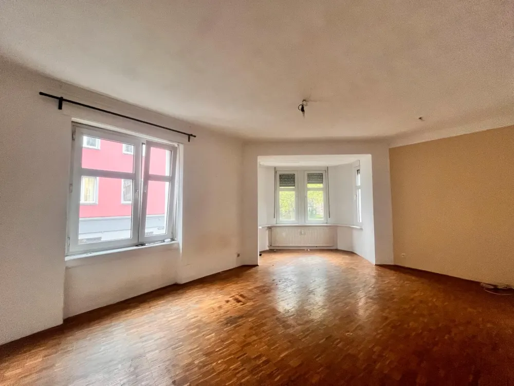 „Nauwies“ Schöne Wohnung WG geeignet 130 qm Stadtmitte