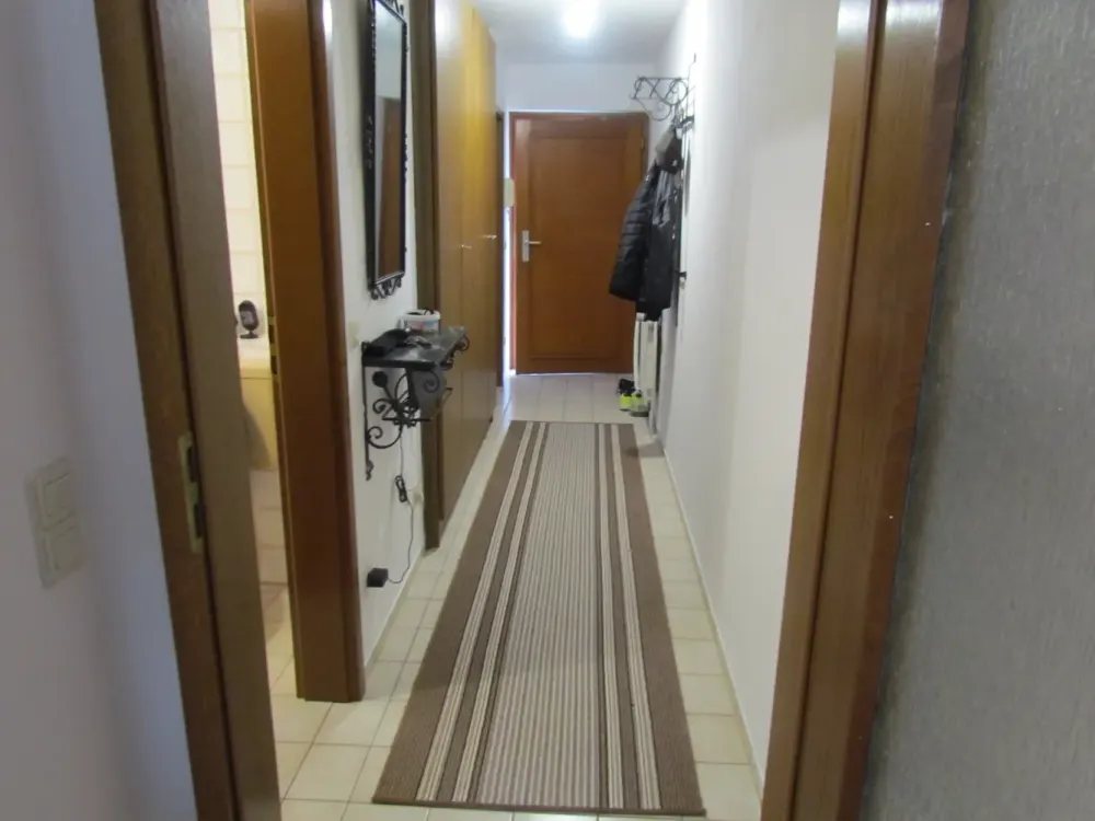 Helle 1-Zimmer-Wohnung mit Balkon in München-Perlach U-Bahn Nähe mit sep. Küche mit Essplatz