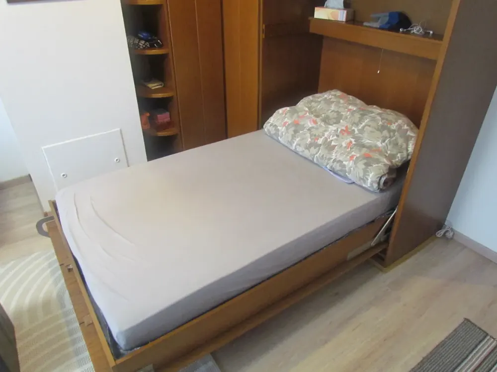 Helle 1-Zimmer-Wohnung mit Balkon in München-Perlach U-Bahn Nähe mit sep. Küche mit Essplatz