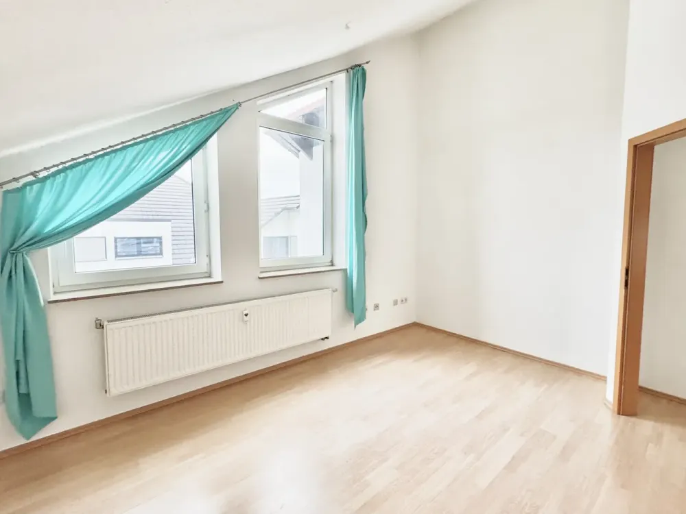 Schicke Maisonette-Wohnung mit gehobenem Wohnflair in bester Lage von Vellmar zur Miete!