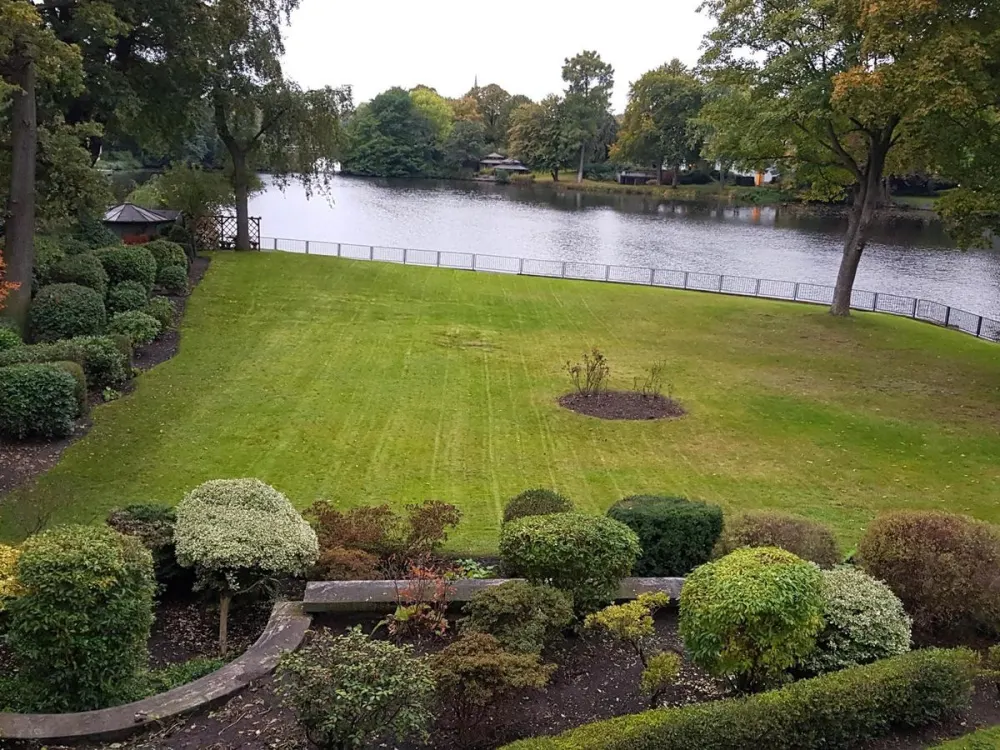 JOKER : 2 Zi. möbliert direkt an der Alster mit Garten Süd-West - BLICK auf den FEENTEICH