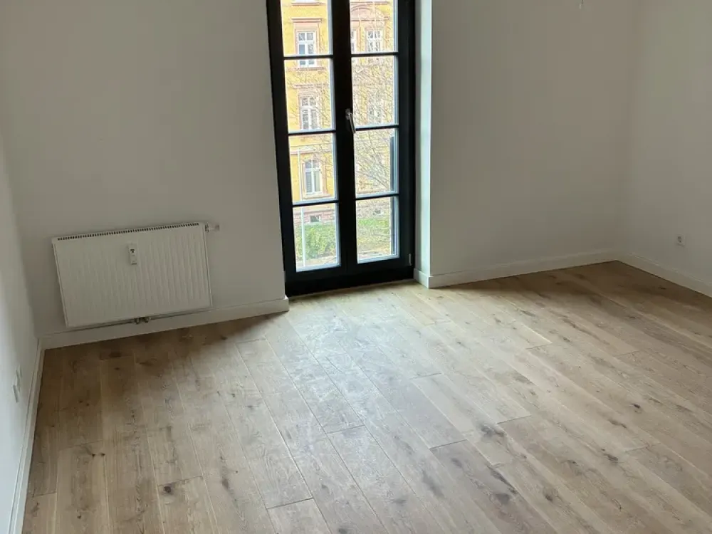 Großzügige 3 Zimmer Wohnung im Industriedenkmal mit EBK und Parkett