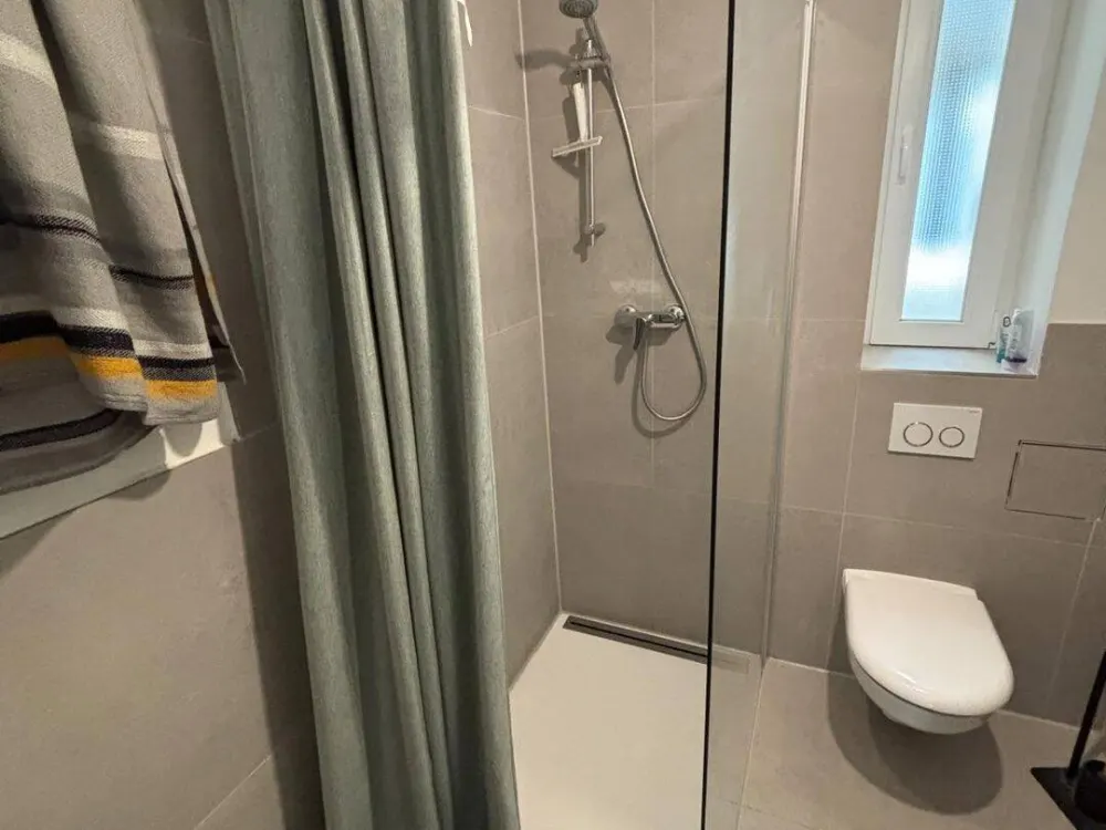14qm Zimmer in 3er WG - saniertes Wohngebäude