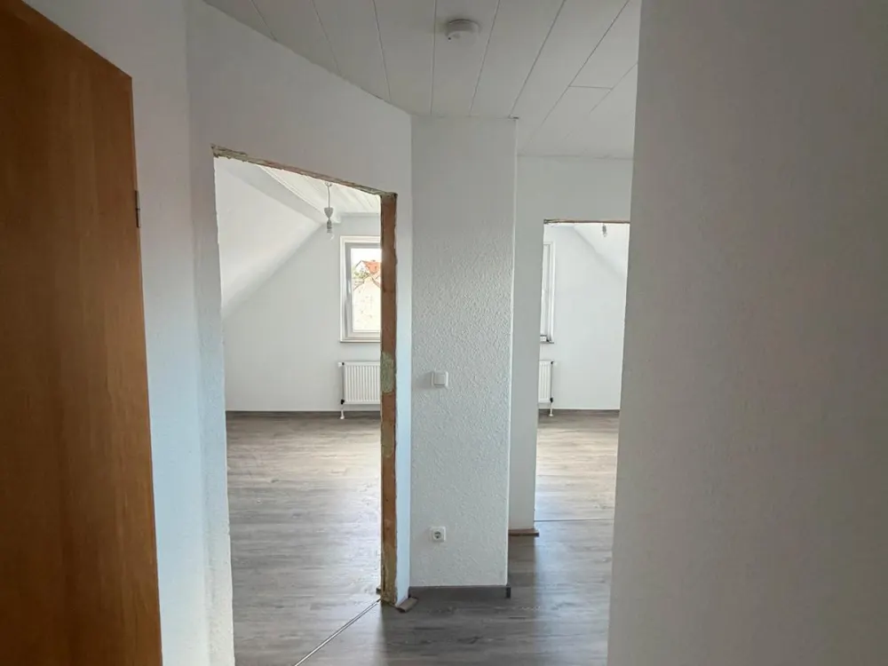 Mietwohnung / Dachgeschosswohnung mit 3ZKB