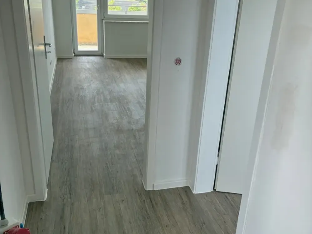 Cozy 3-Room Apartment in Neuss, 6th Floor