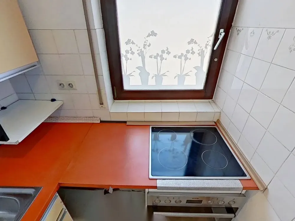 Gemütliches Single-Apartment mit BALKON und EBK in Stuttgart-Möhringen